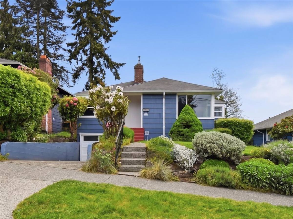 House for rent at 3733 SW Webster St, Seattle, WA 98126