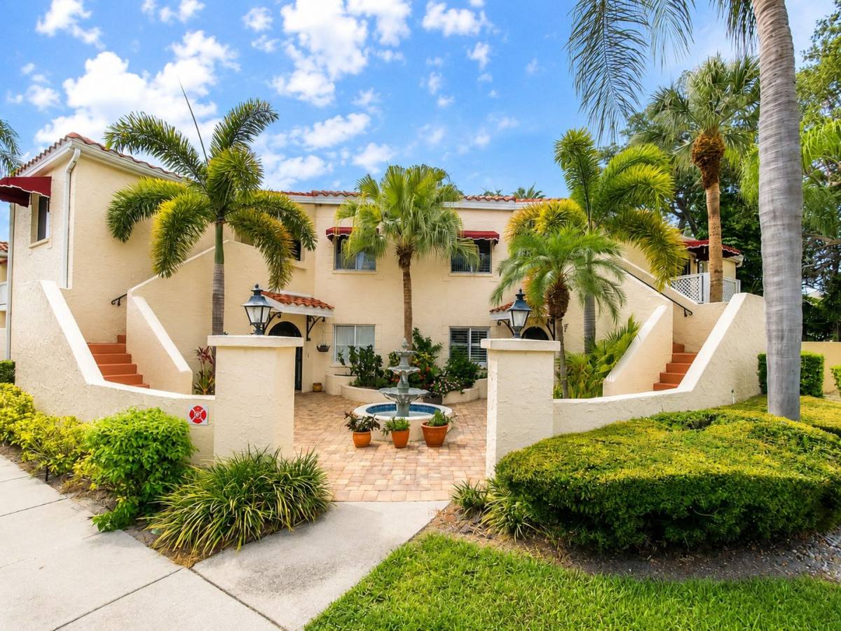 Apartment for rent at 6101 34th St W #7H, Bradenton, FL 34210