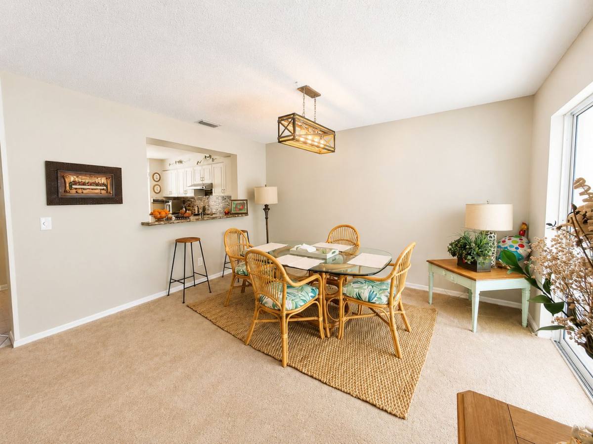 Apartment for rent at 6101 34th St W #7H, Bradenton, FL 34210