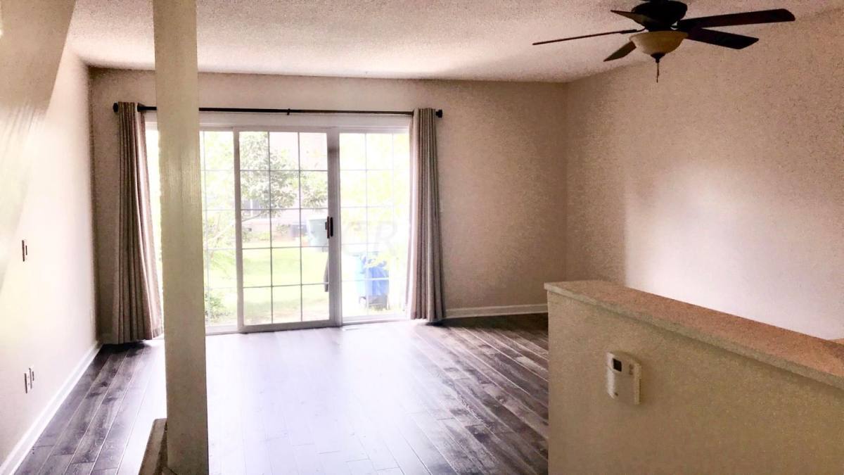 Townhouse for rent at 2015 Jasper Lane, Hilliard, OH 43026