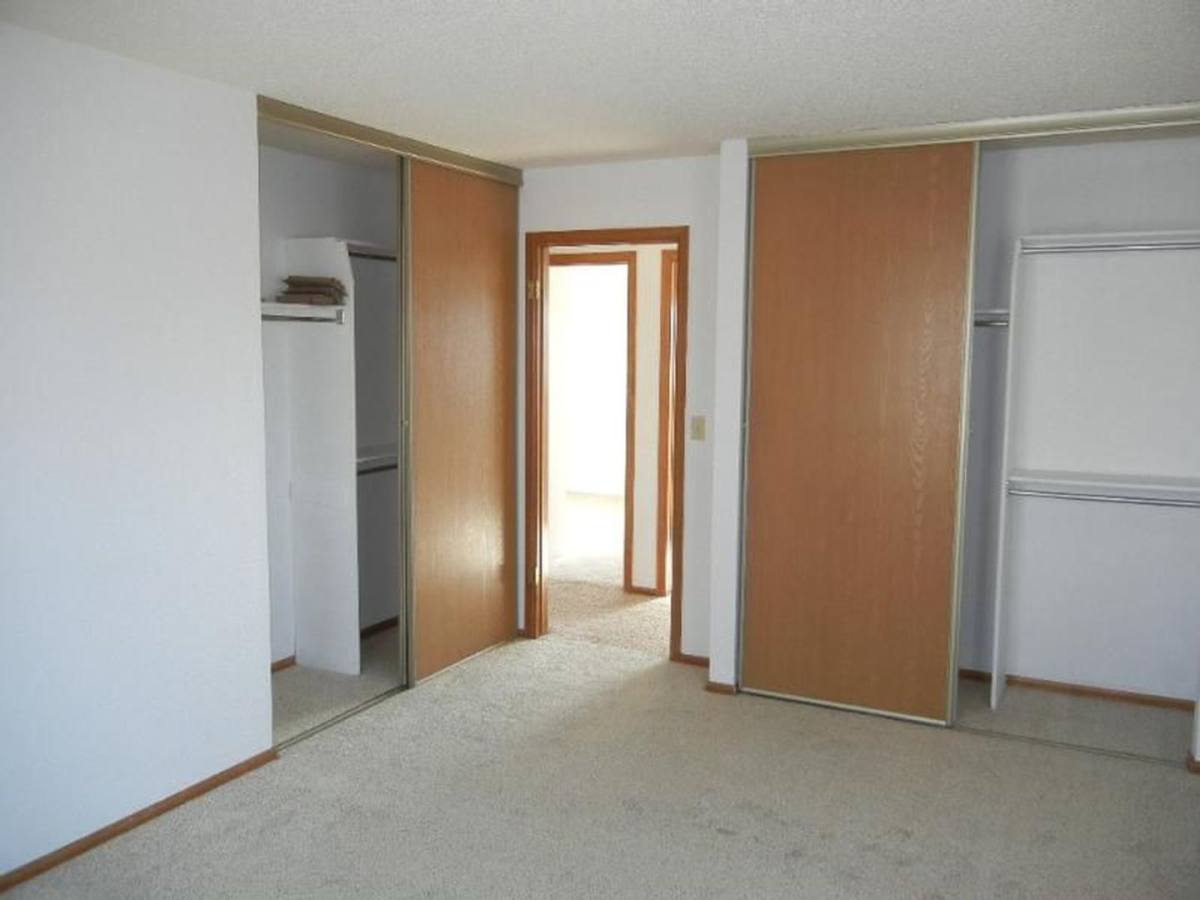 House for rent at 19584 E Linvale Dr, Aurora, CO 80013