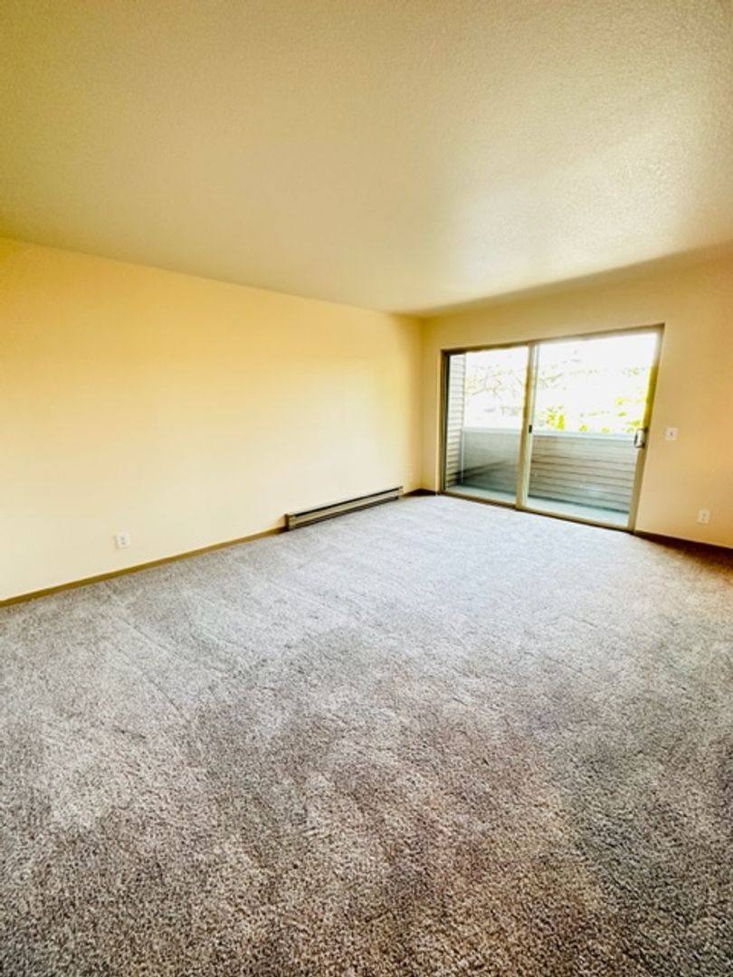 Apartment for rent at 5631 Highway Place, Everett, WA 98203