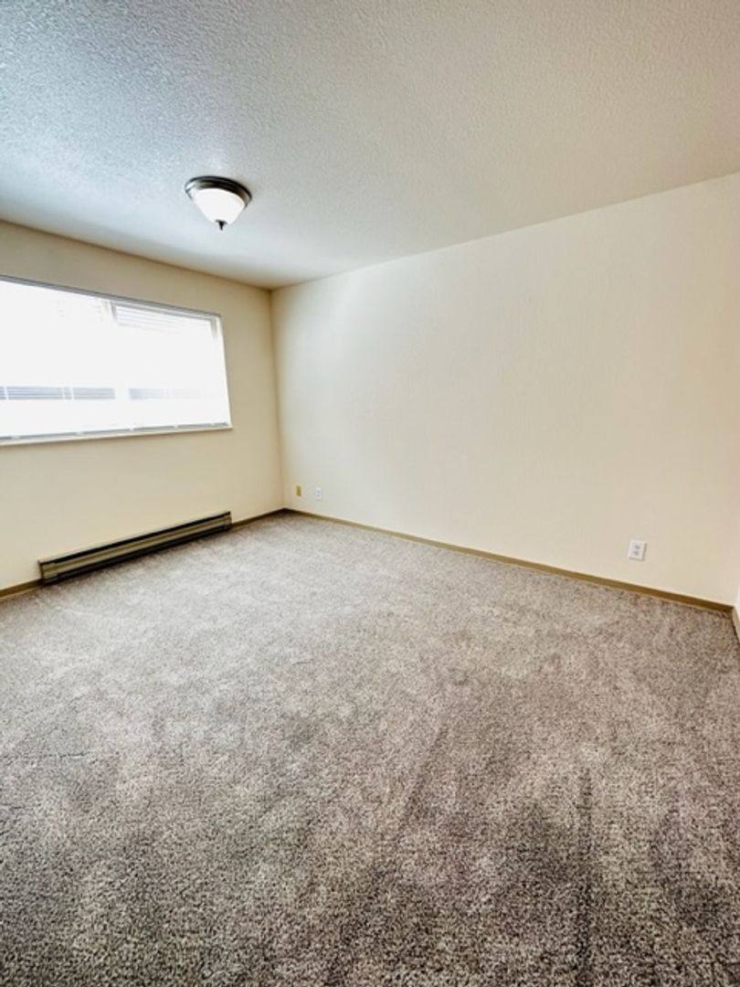 Apartment for rent at 5631 Highway Place, Everett, WA 98203