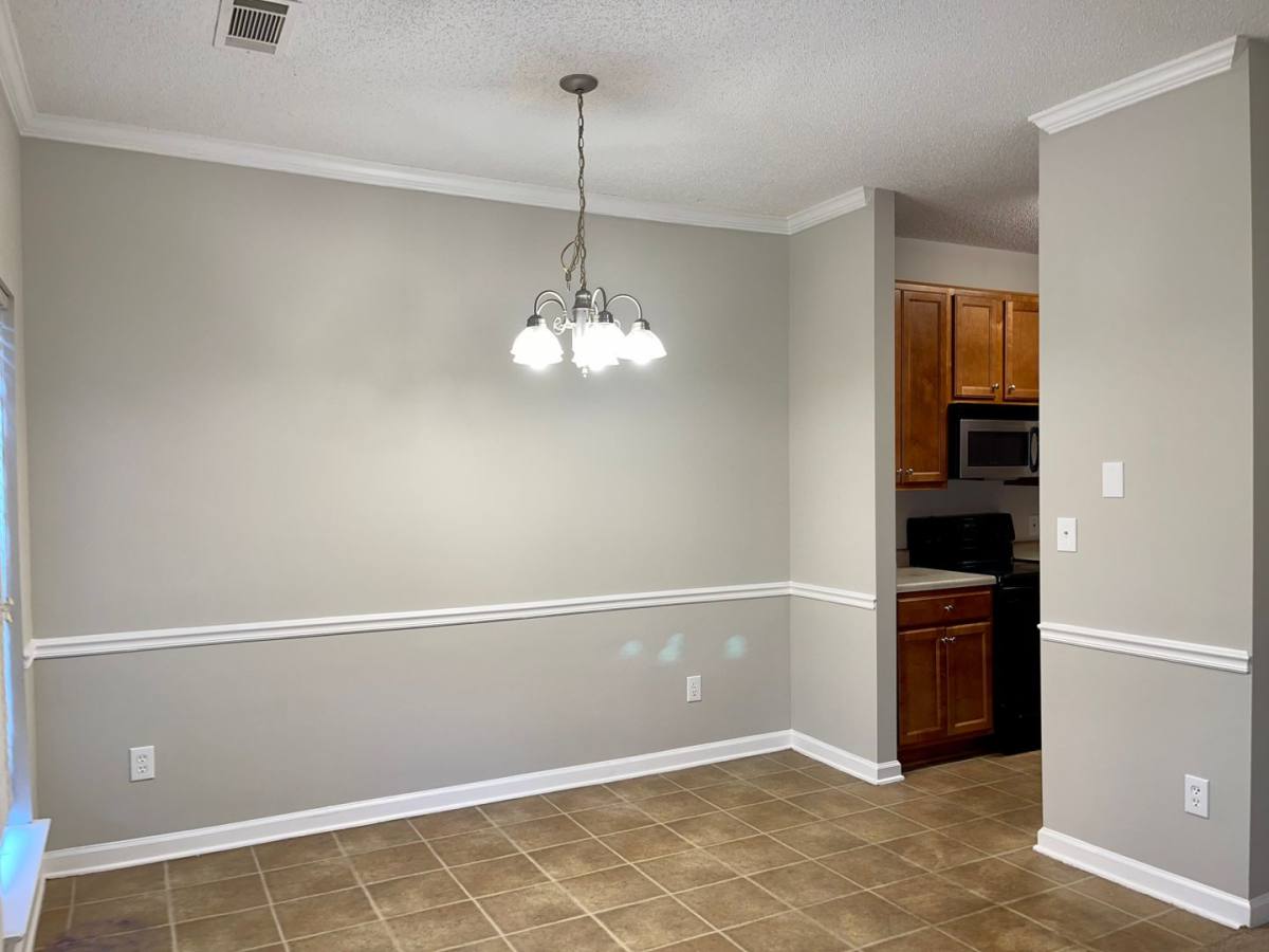 Townhouse for rent at 237 Shenandoah Dr, Riverdale, GA 30274
