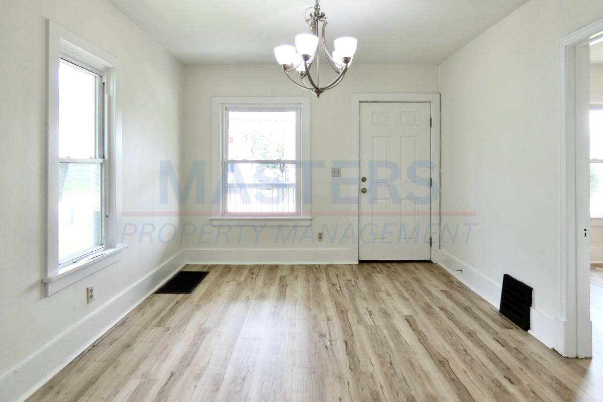 House for rent at 1838 Giant St, Toledo, OH 43613