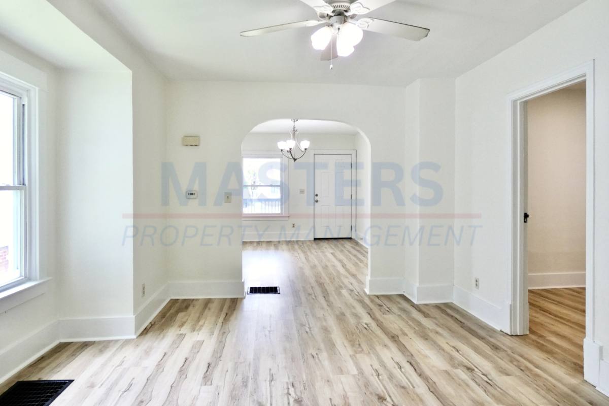 House for rent at 1838 Giant St, Toledo, OH 43613