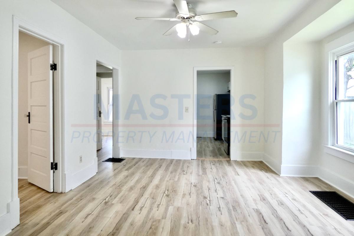 House for rent at 1838 Giant St, Toledo, OH 43613