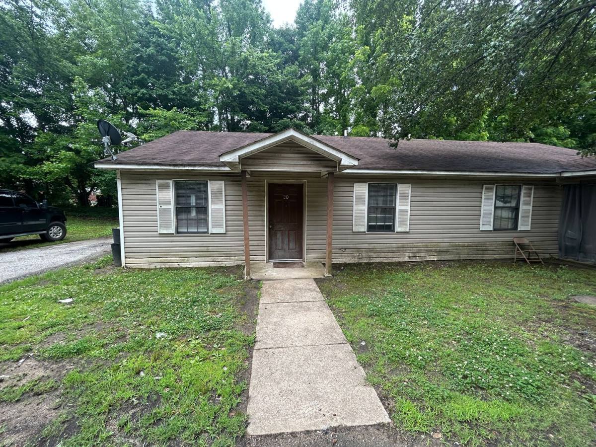 Apartment for rent at 20 Tina Dr, Brownsville, TN 38012