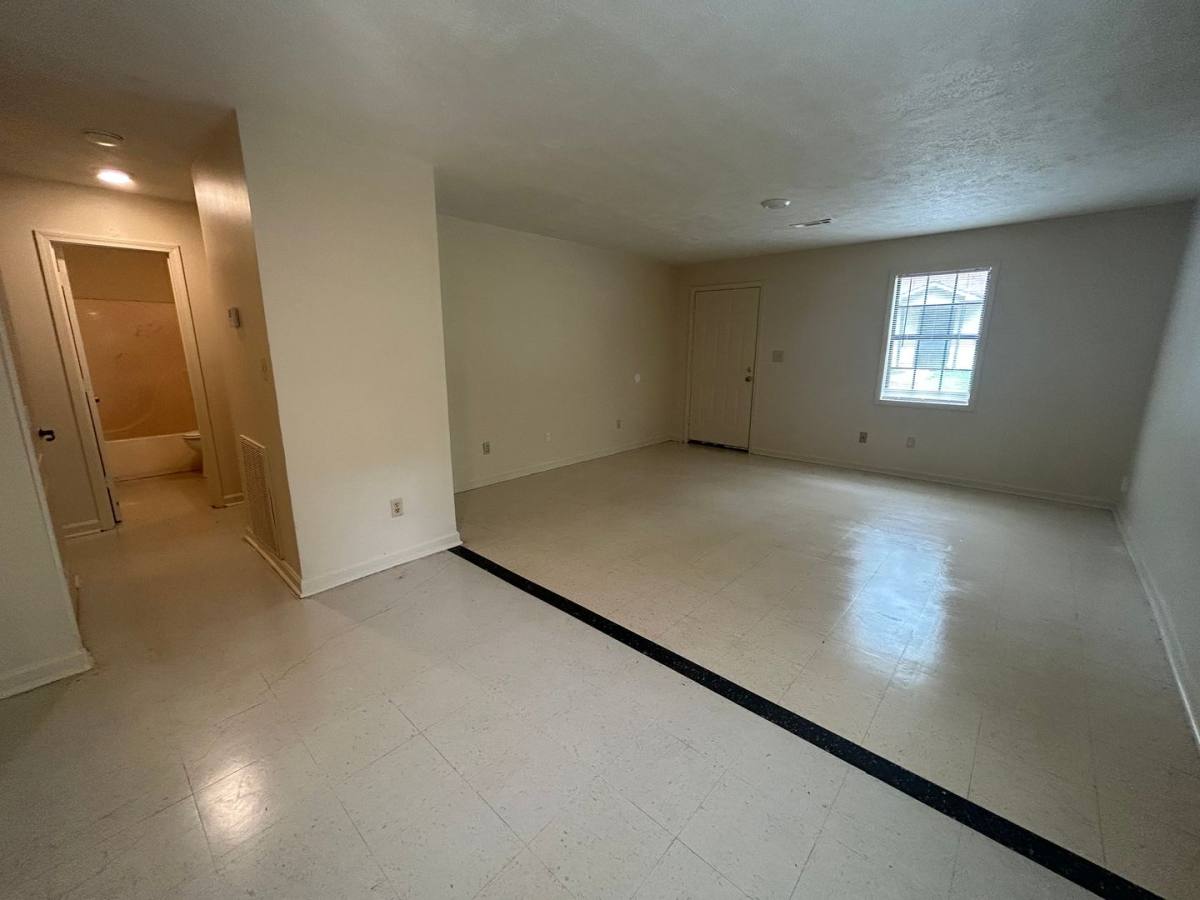Apartment for rent at 20 Tina Dr, Brownsville, TN 38012