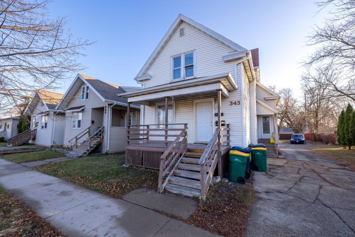 Apartment for rent at 343 N Main St, Fond Du Lac, WI 54935