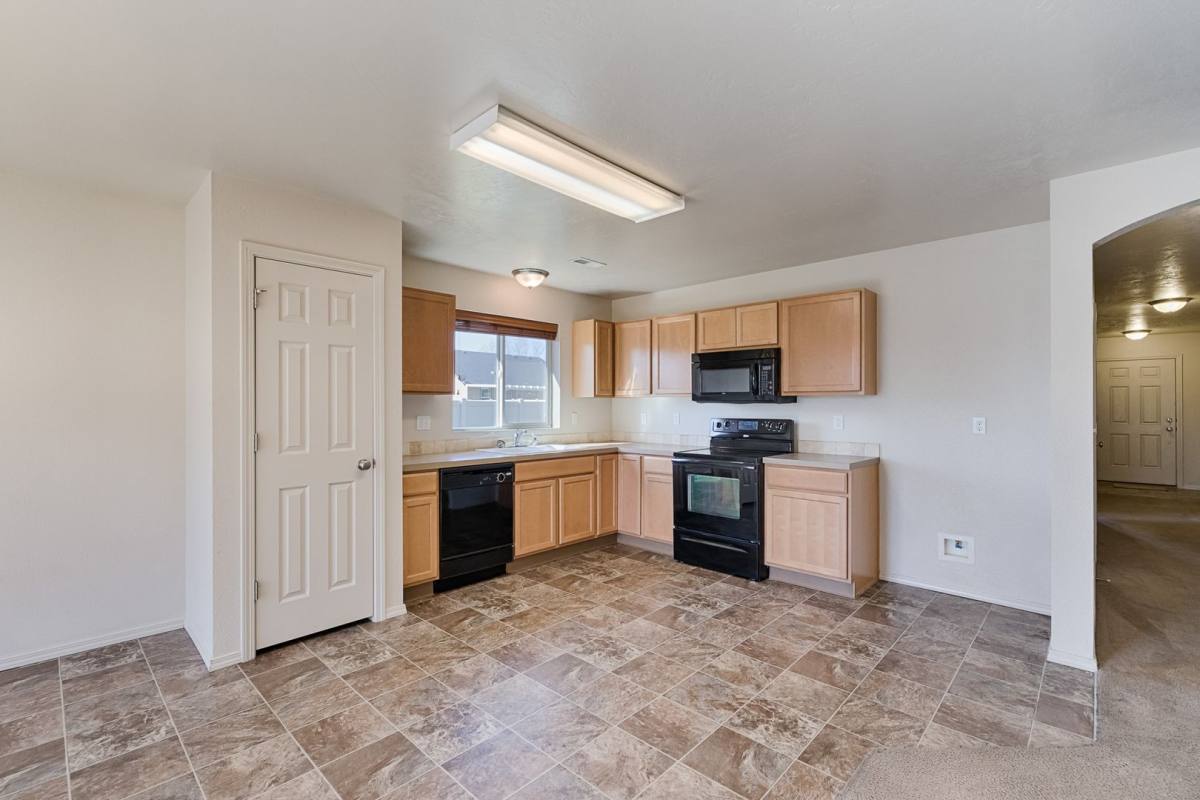 House for rent at 1052 N Star Bright Lane, Star, ID 83669