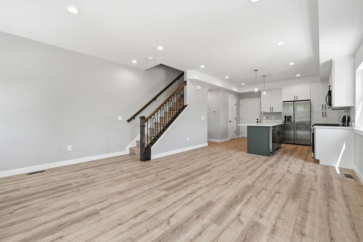 Townhouse for rent at 4720 Walworth Ave, Cleveland, OH 44102