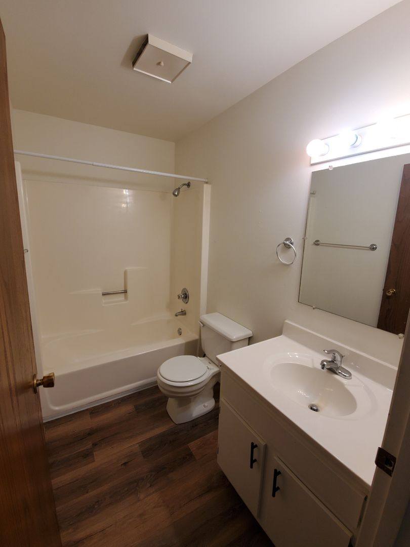 Apartment for rent at 1967 Thomas St, Mosinee, WI 54455