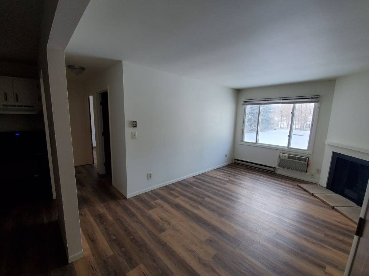 Apartment for rent at 1967 Thomas St, Mosinee, WI 54455