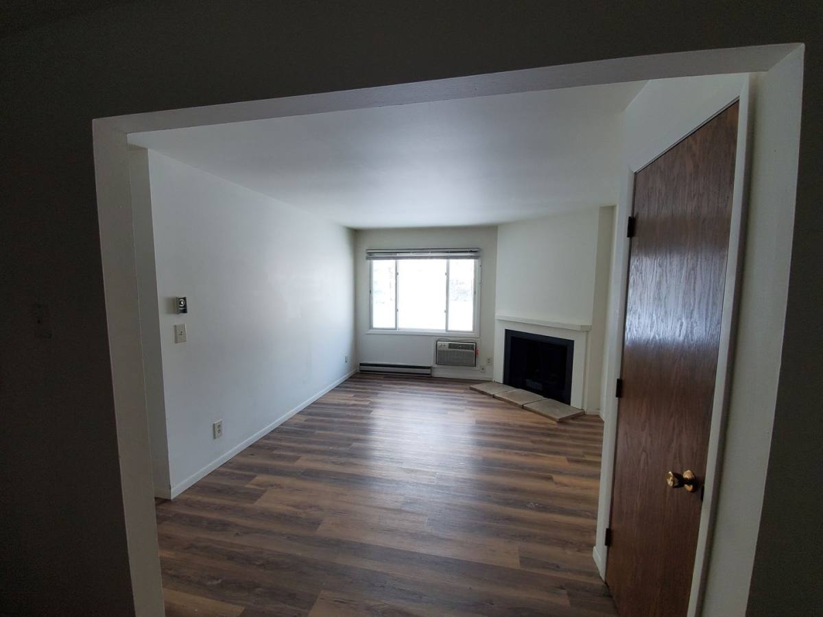 Apartment for rent at 1967 Thomas St, Mosinee, WI 54455