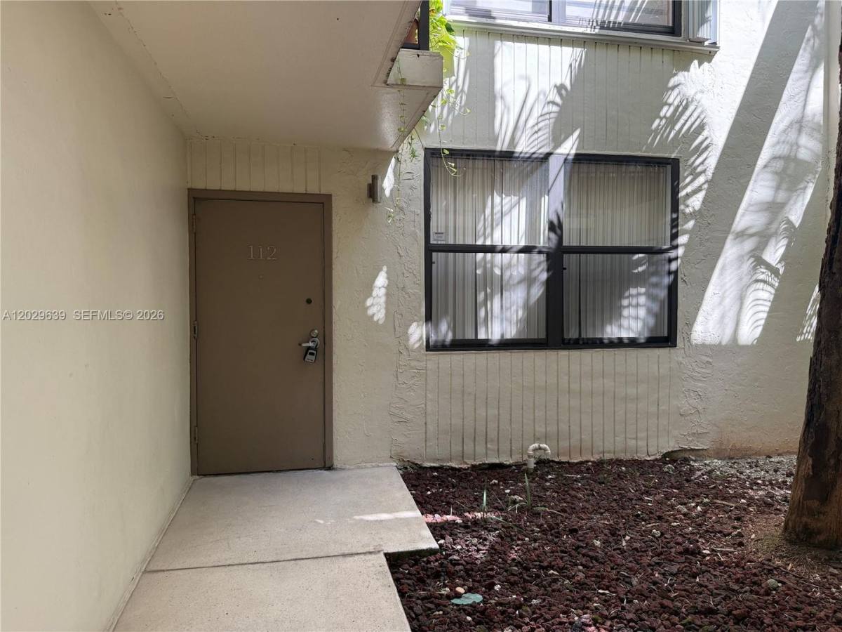 House for rent at 20441 NE 30th Ave, Miami, FL 33180