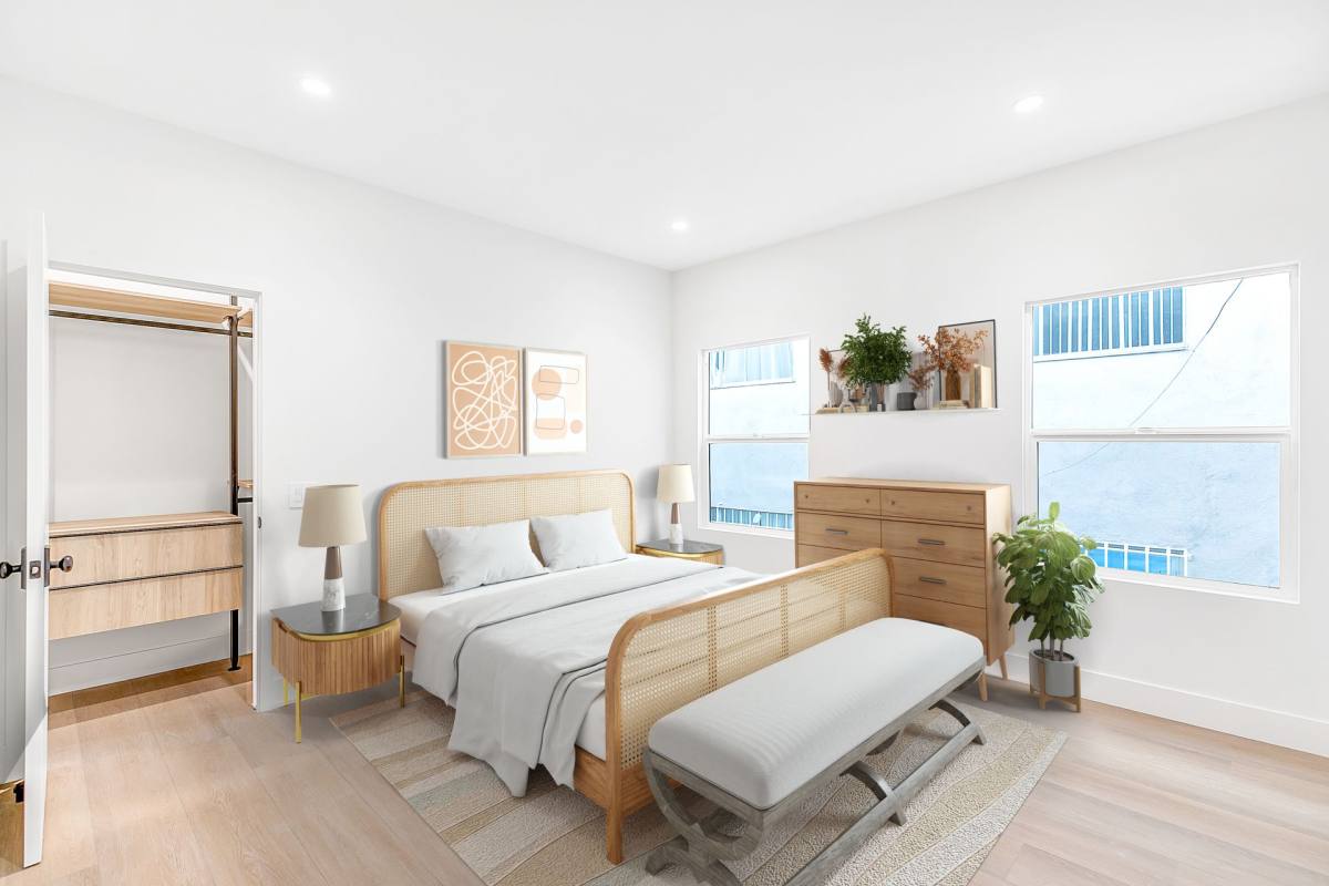 Apartment for rent at 1237 N Orange Grove Ave, Los Angeles, CA 90046