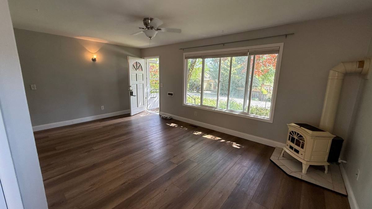 House for rent at 3567 SW Hume St, Portland, OR 97219