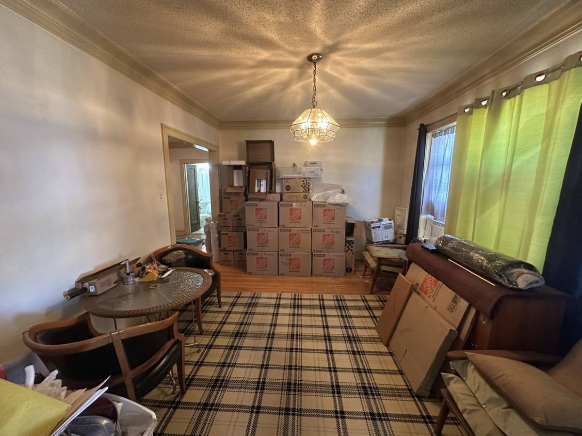 Apartment for rent at 6234-36 N Bell Ave, Chicago, IL 60659