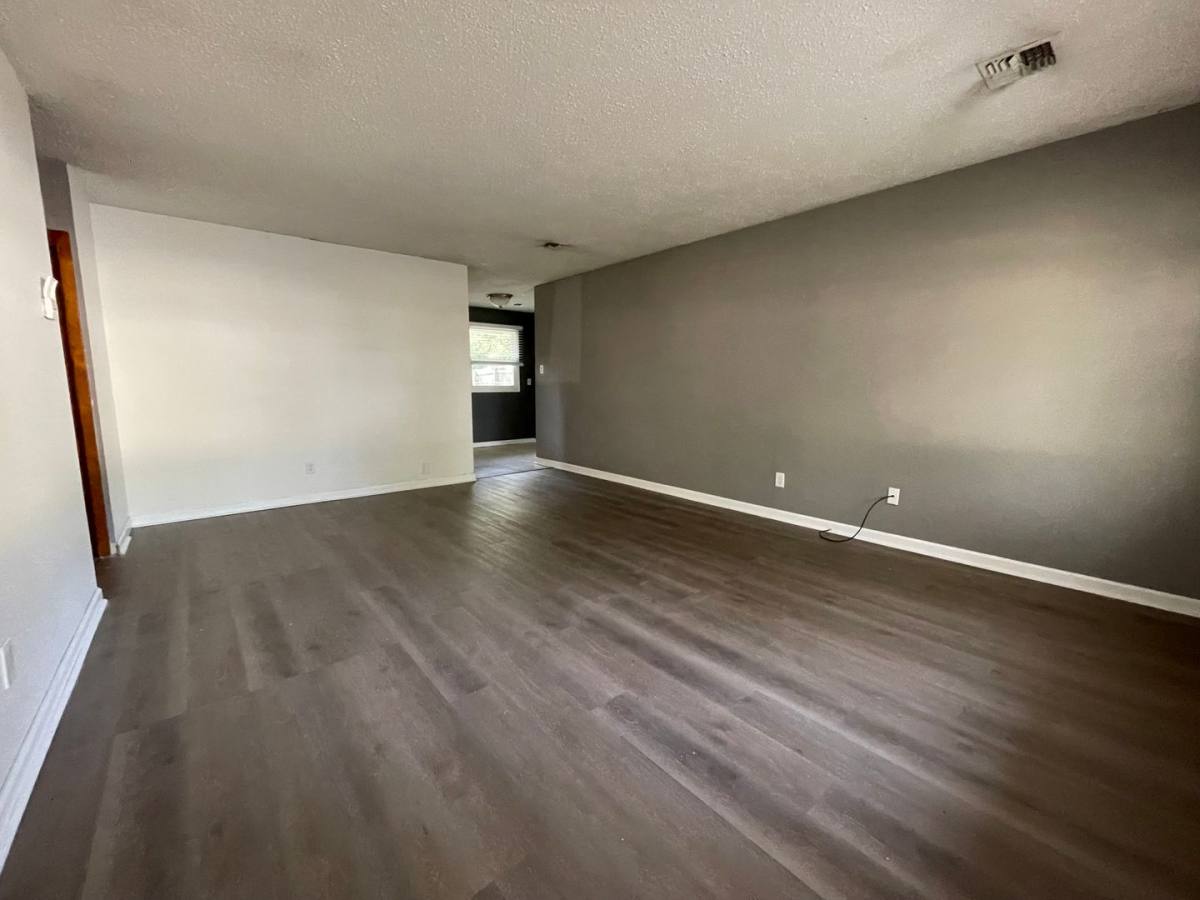 House for rent at 1733 Winne Dr, Manhattan, KS 66502