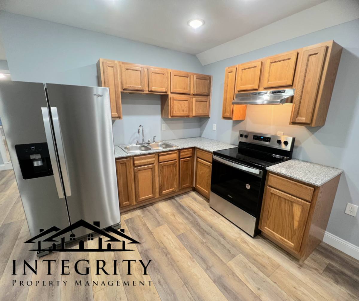 House for rent at 802 A Route 66, Waynesville, MO 65583