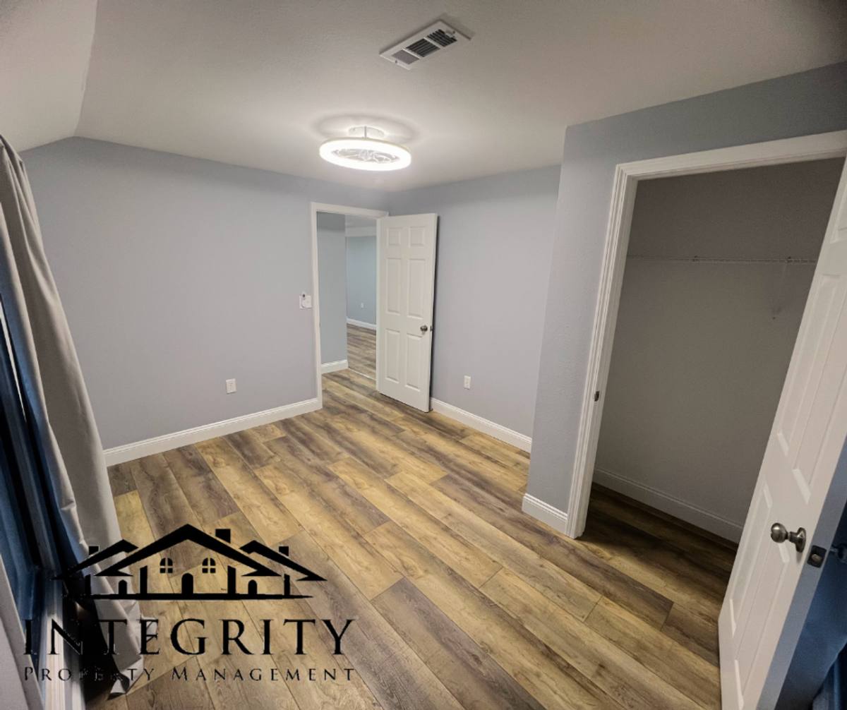 House for rent at 802 A Route 66, Waynesville, MO 65583
