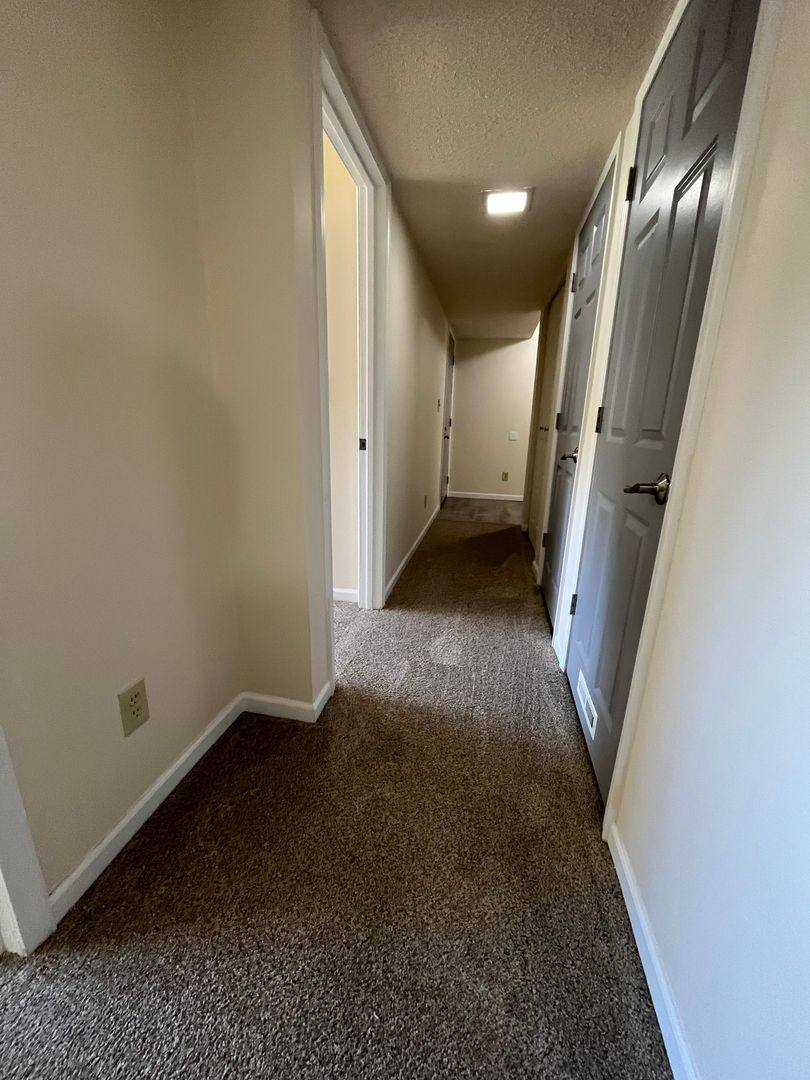 Apartment for rent at 825 Partridge St #106, Duluth, MN 55811
