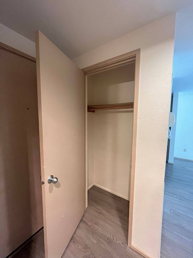 Apartment for rent at 2315 W Boston St, Seattle, WA 98199