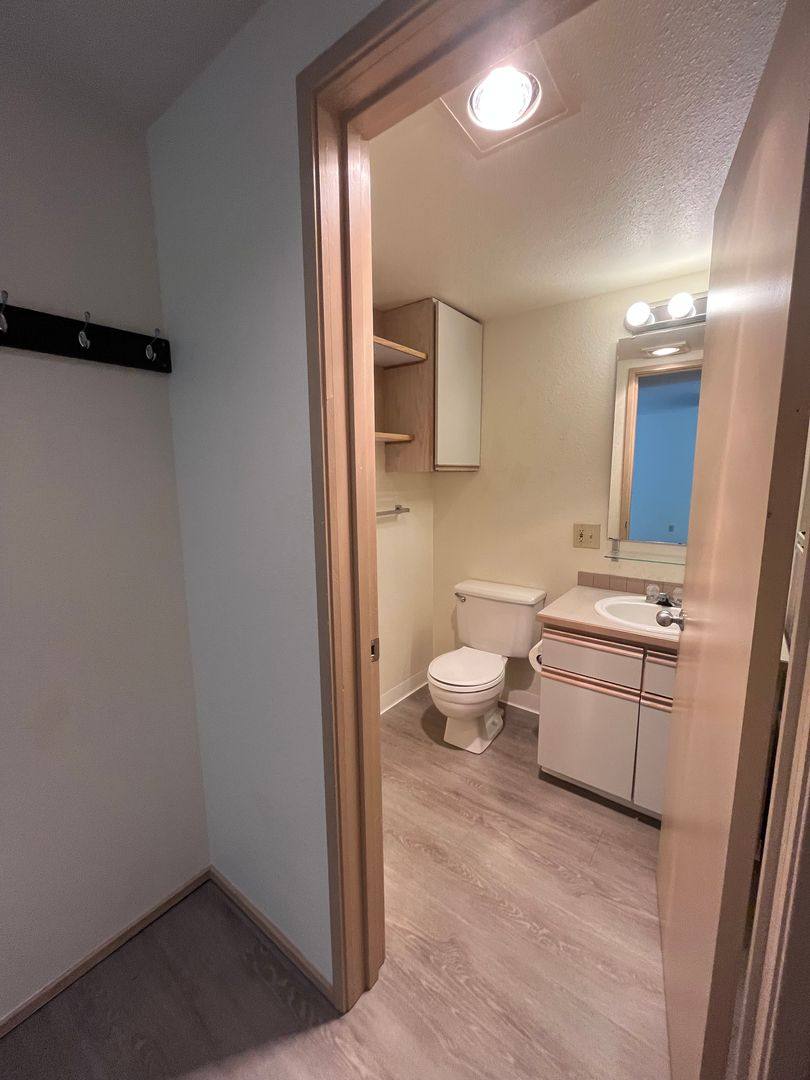 Apartment for rent at 2315 W Boston St, Seattle, WA 98199