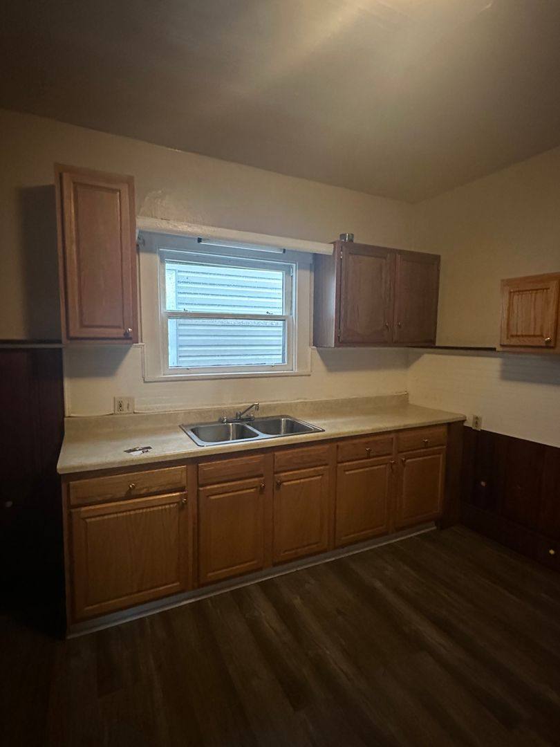 House for rent at 202 Westwood Ave, Akron, OH 44302