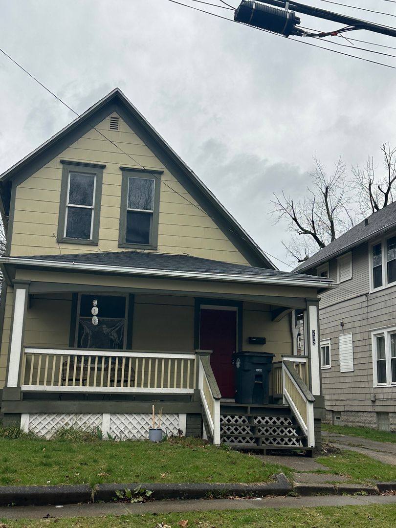 House for rent at 202 Westwood Ave, Akron, OH 44302