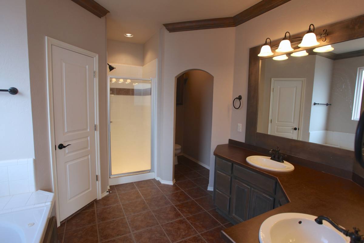 House for rent at 1708 NW 163rd Circle, Edmond, OK 73013