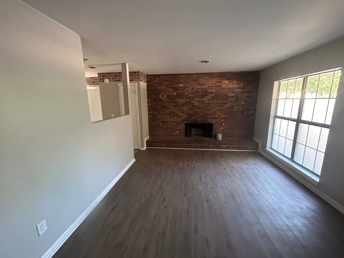 Townhouse for rent at 528 Wessinger St, West Columbia, SC 29169