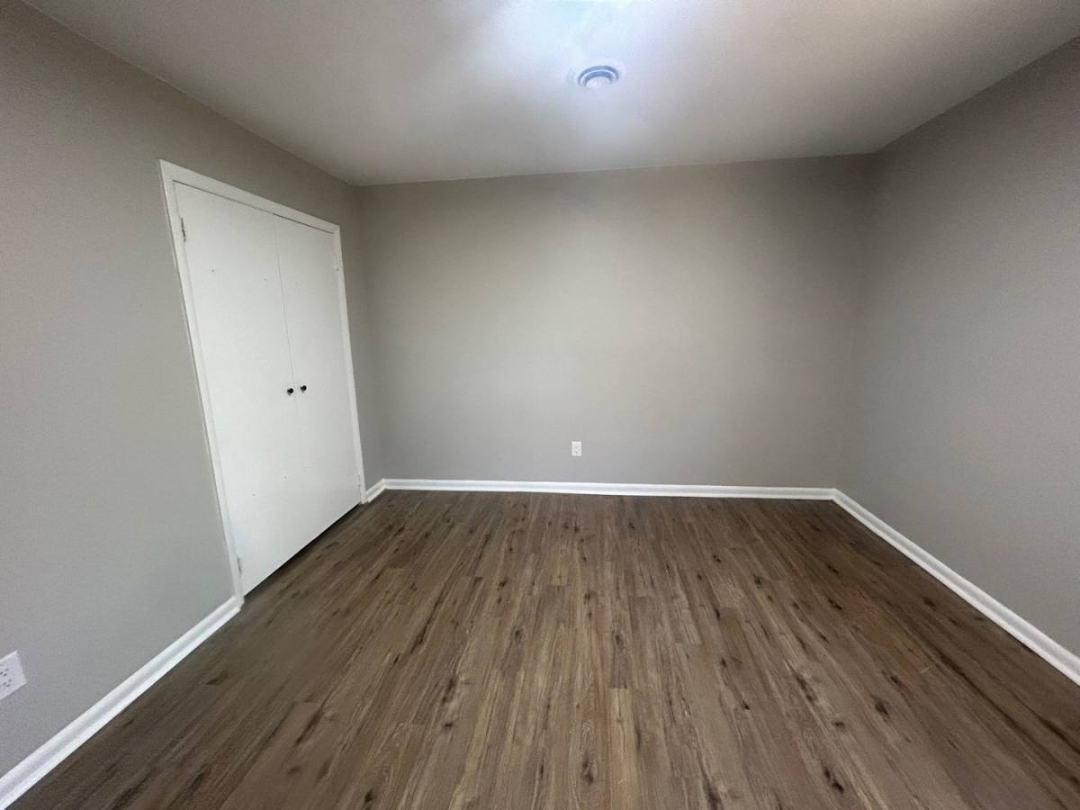 Townhouse for rent at 528 Wessinger St, West Columbia, SC 29169