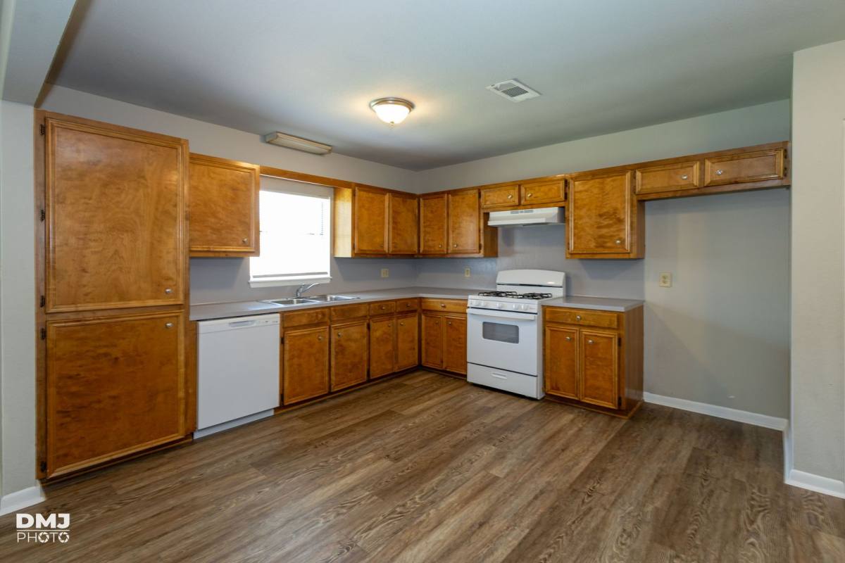 House for rent at 3140 Boyd Ave, Groves, TX 77619