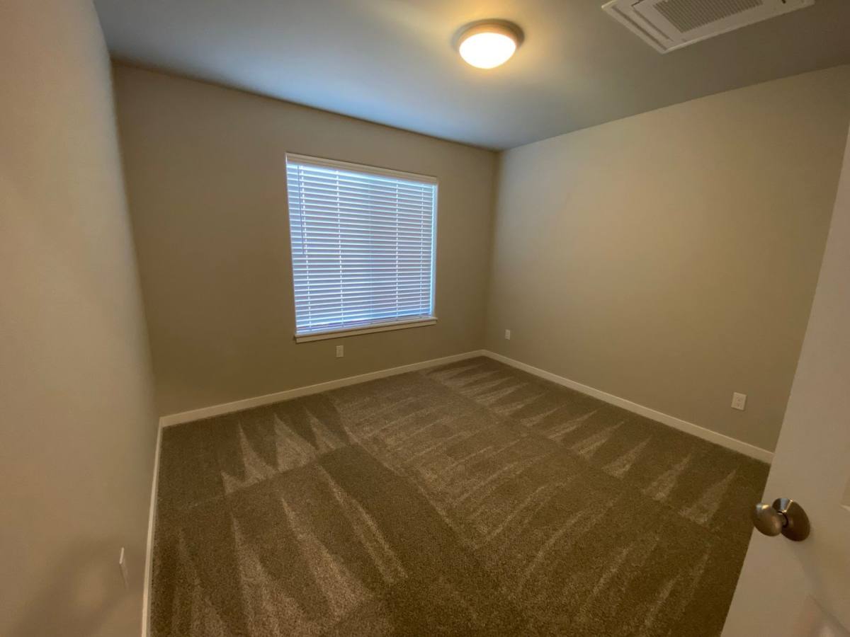 House for rent at 105 Citation Court, Winston, OR 97496