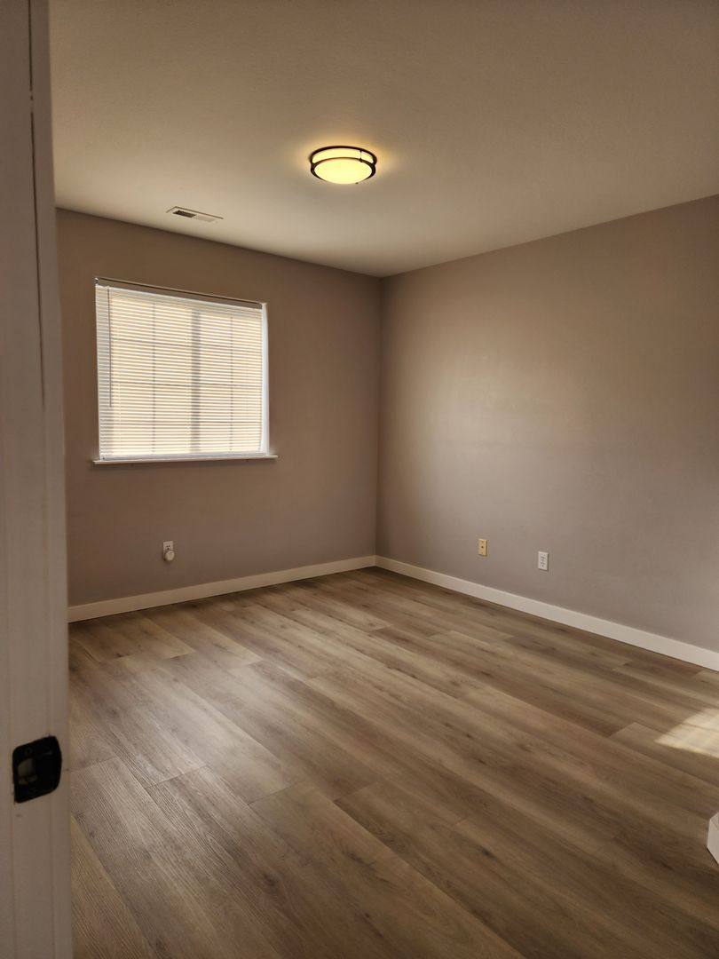 Apartment for rent at 1416 S Skyline Dr, Moses Lake, WA 98837