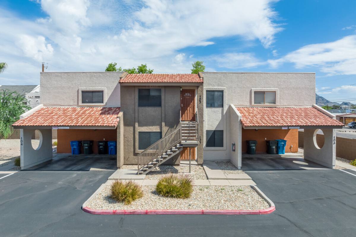 Townhouse for rent at 4318 N 13th Place, Phoenix, AZ 85014