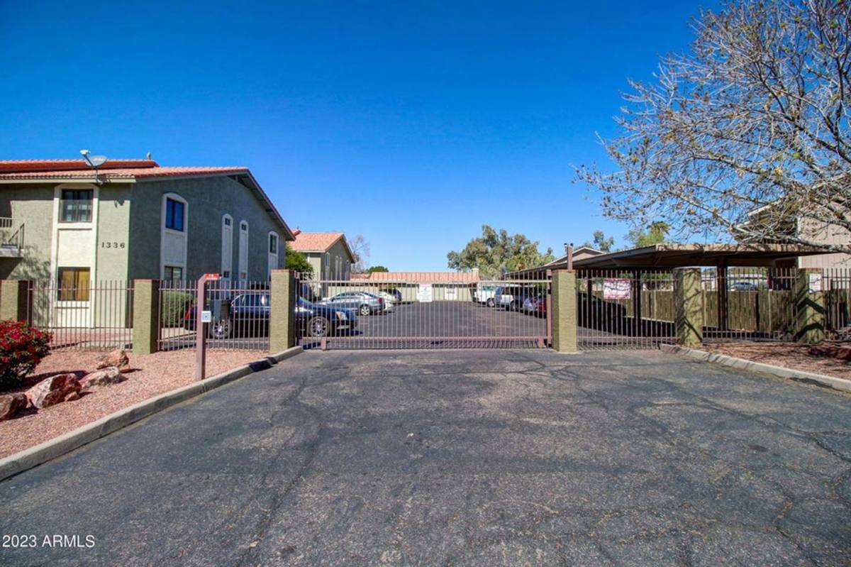 Condo for rent at 1336 E Mountain View #202, Phoenix, AZ 85020