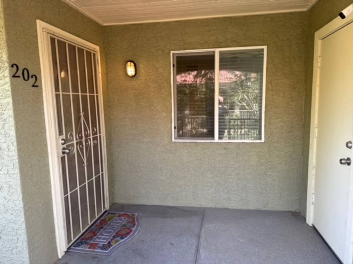 Condo for rent at 1336 E Mountain View #202, Phoenix, AZ 85020
