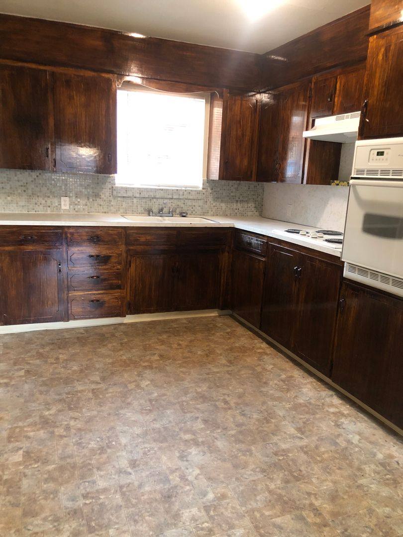Apartment for rent at 1565 Olive Ave, Redding, CA 96001
