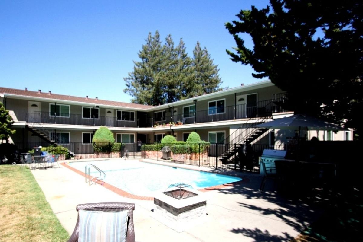 Apartment for rent at 201 W Prospect Ave, Danville, CA 94526