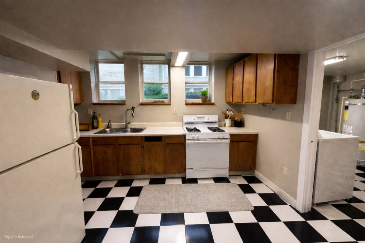 Apartment for rent at 1006 N Garden St, Bellingham, WA 98225
