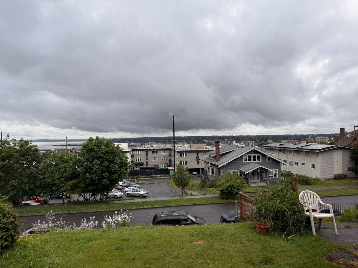 Apartment for rent at 1006 N Garden St, Bellingham, WA 98225