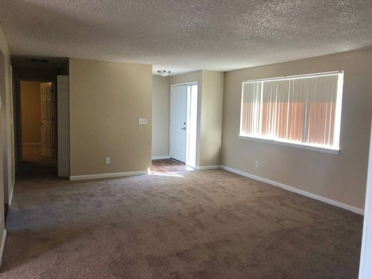 Apartment for rent at 2220 Jackson St SE, Albany, OR 97322