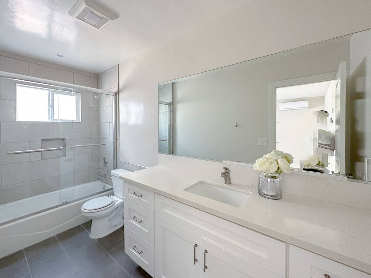 Apartment for rent at 1111 S Benito Ave, Alhambra, CA 91803