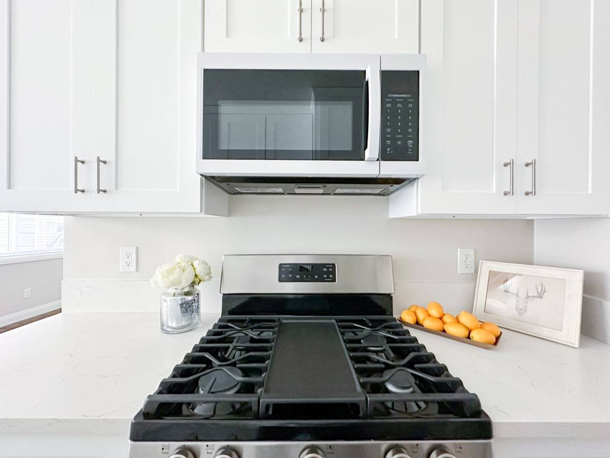Apartment for rent at 1111 S Benito Ave, Alhambra, CA 91803