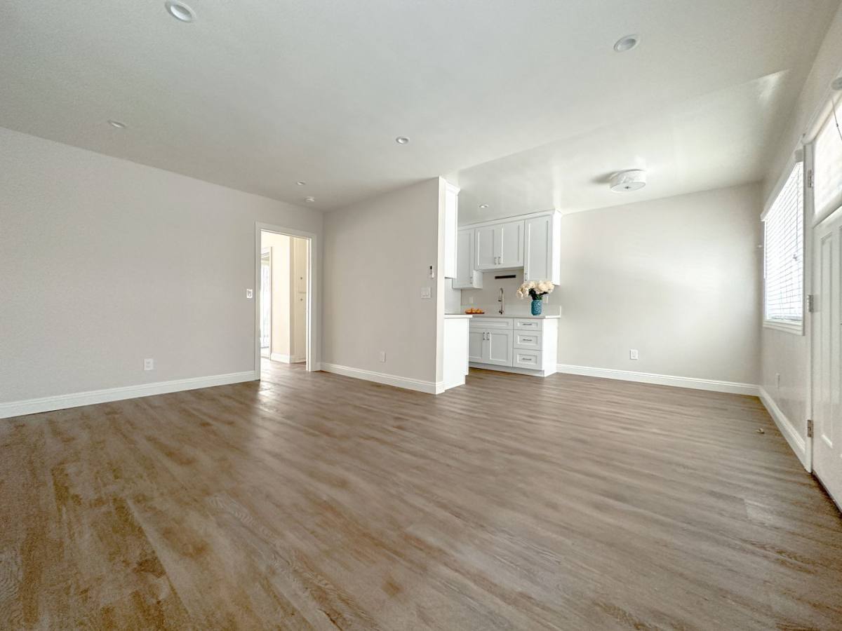 Apartment for rent at 1111 S Benito Ave, Alhambra, CA 91803