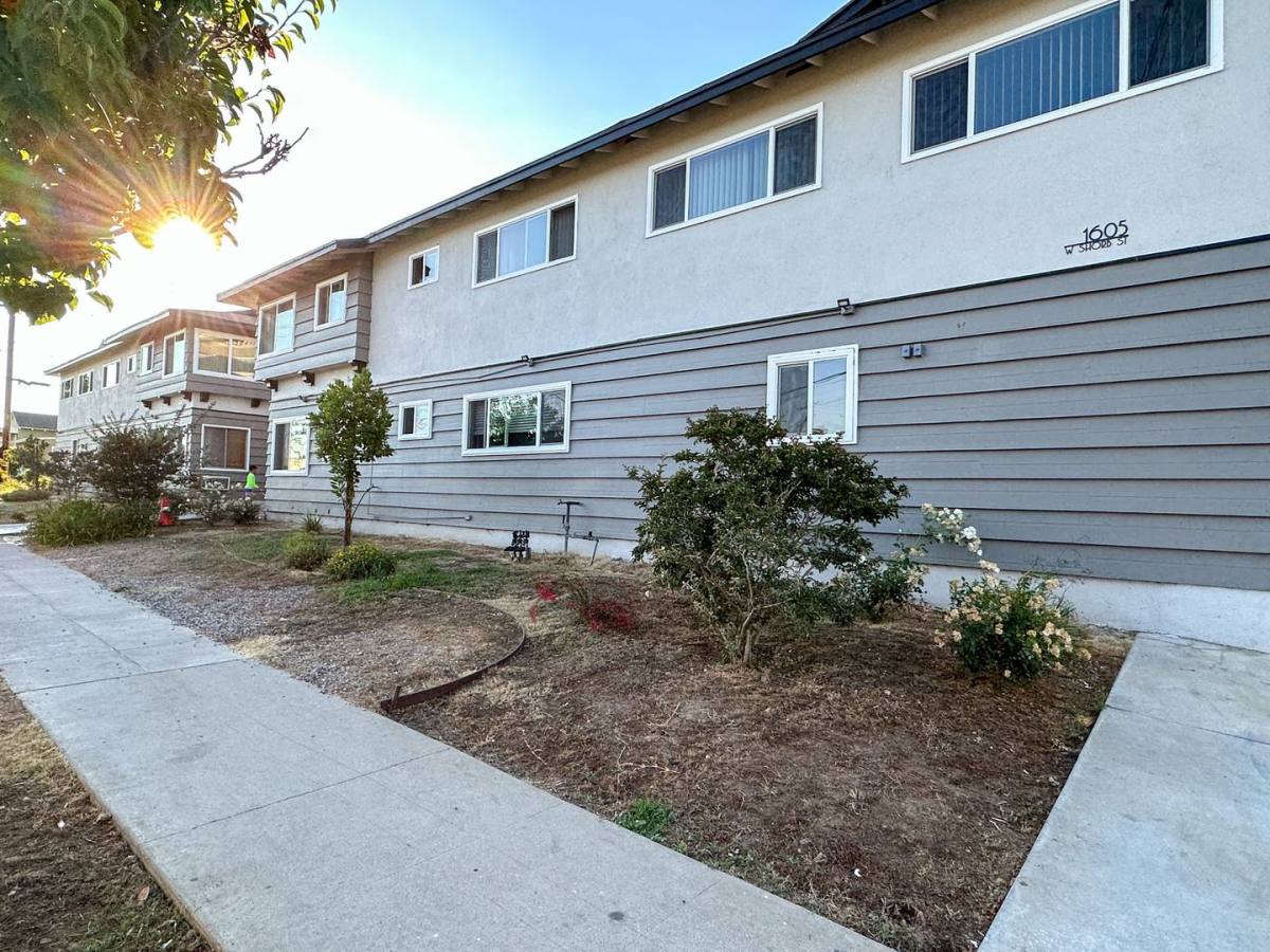 Apartment for rent at 1111 S Benito Ave, Alhambra, CA 91803