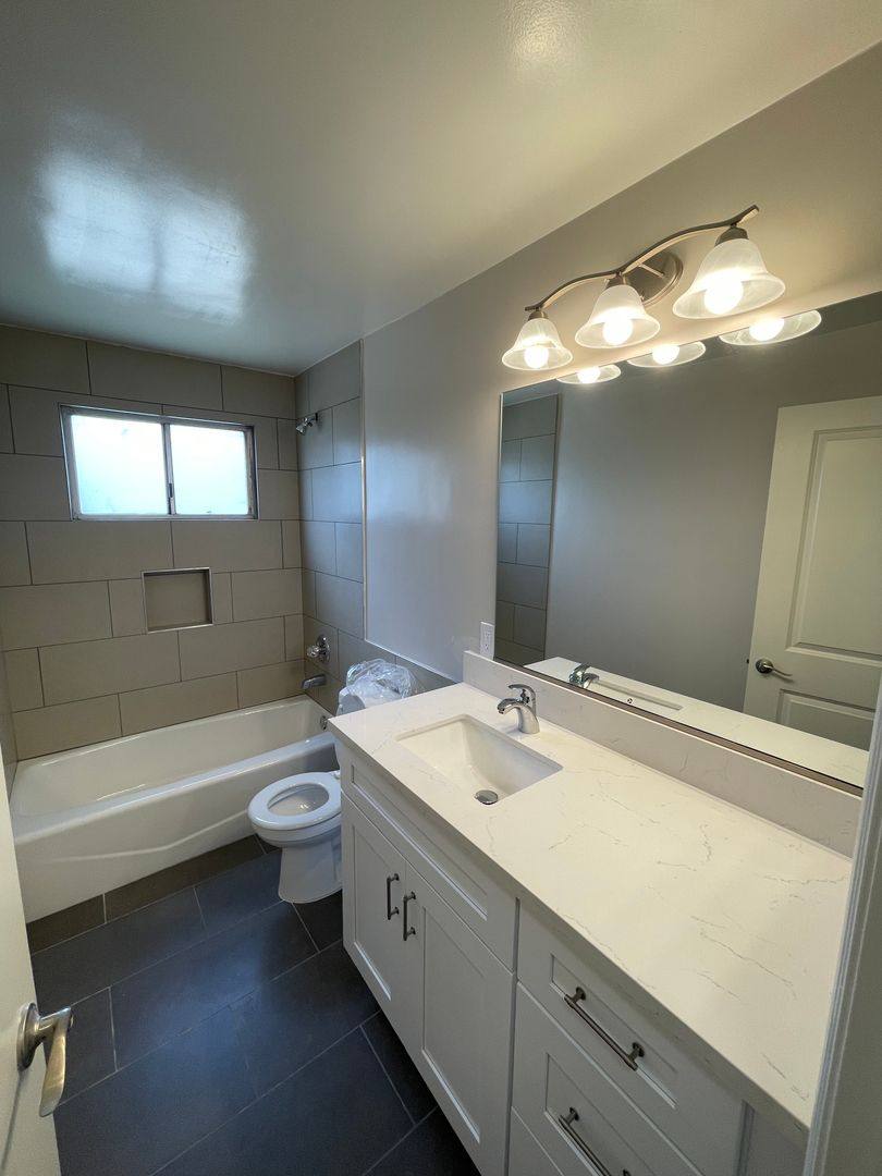 Apartment for rent at 1605 W Shorb St, Alhambra, CA 91803